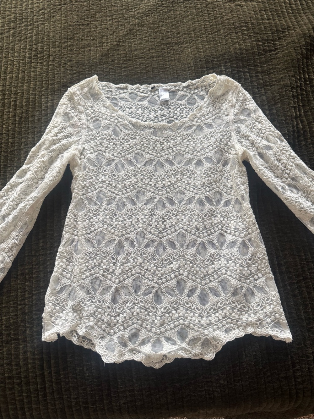 H&M White Crochet Lace Long-Sleeve Blouse